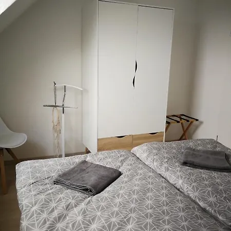 Helle, Gemutliche Dachgeschoss Apartman Garbsen